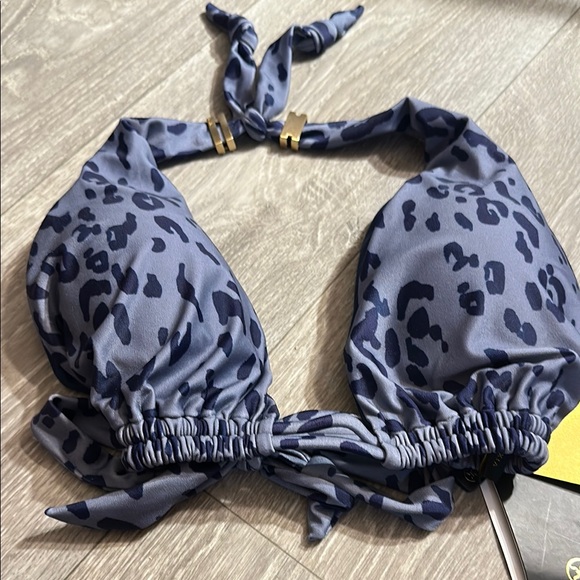 Stylish Leopard Print Bikini - Picture 2 of 7